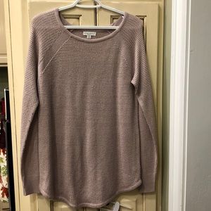 EUC Liz Lange Maternity Top